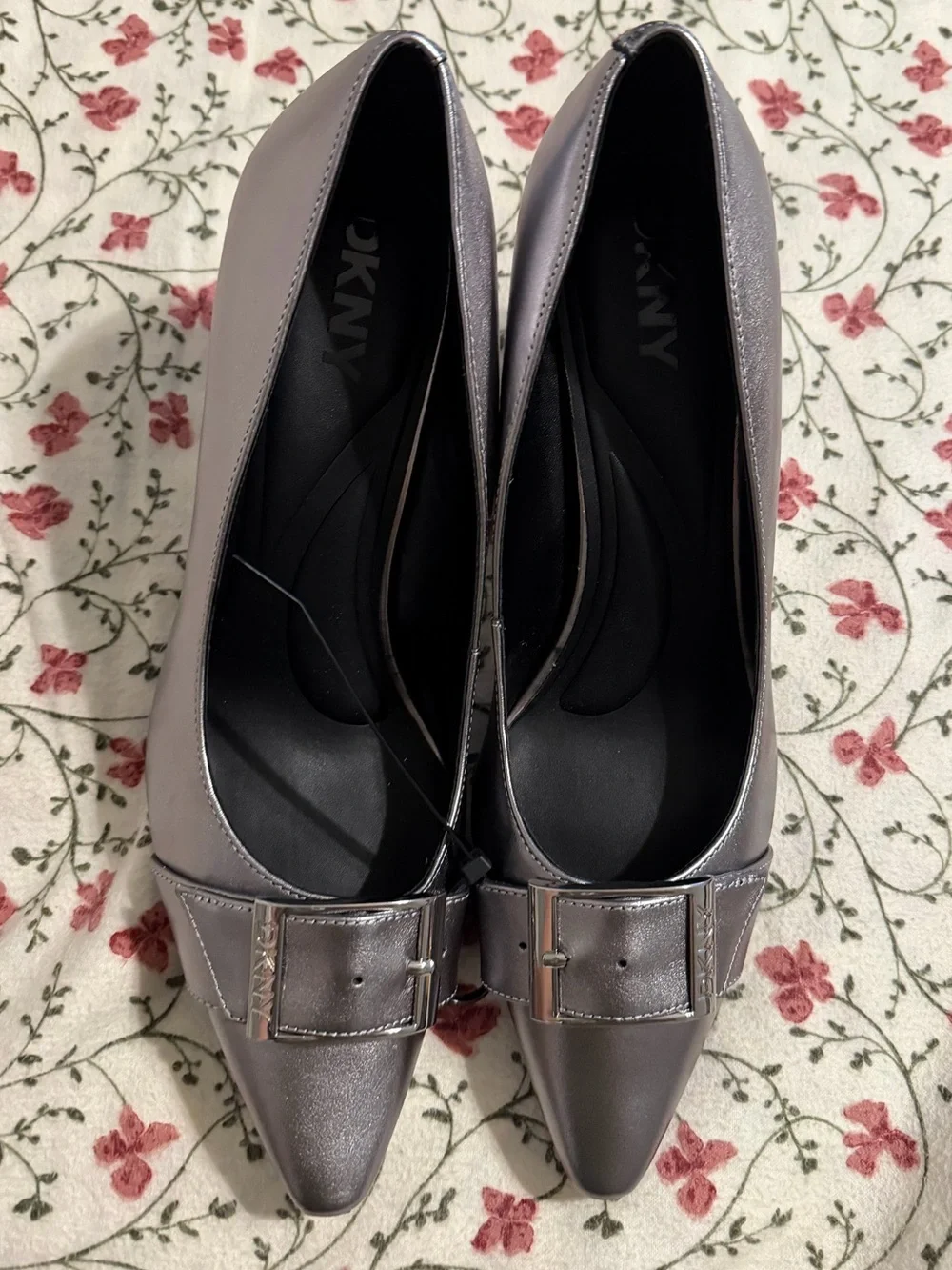 DKNY Metallic Silver Pointed-Toe Buckle Pumps-11M